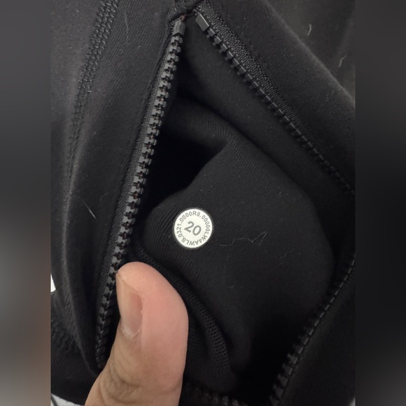 Lululemon black define jacket - Picture 3 of 16